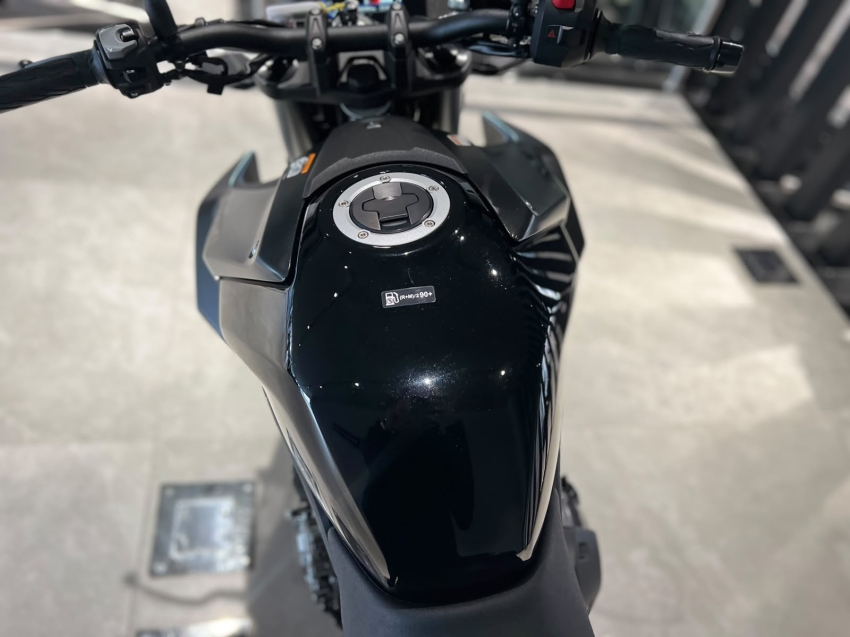 suzuki gsx-8s s 202539
