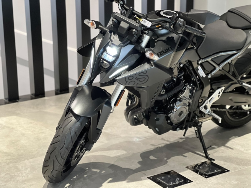 suzuki gsx-8s s 20259