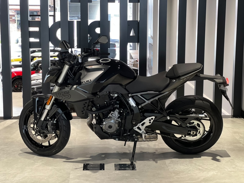 suzuki gsx-8s s 20258