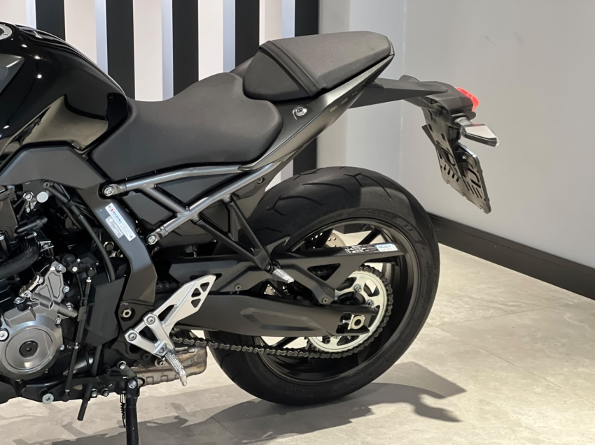 suzuki gsx-8s s 202513