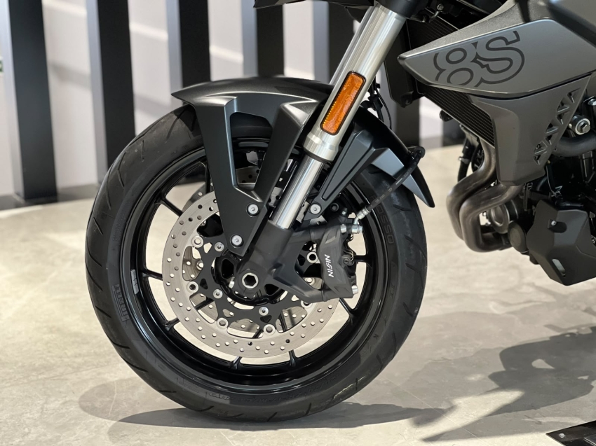 suzuki gsx-8s s 20253
