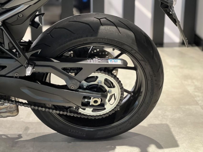suzuki gsx-8s s 202536