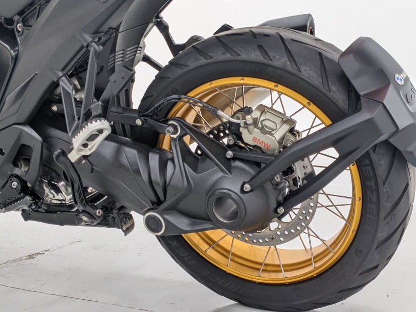 bmw r 1300 gs triple black gasolina automatico 202413