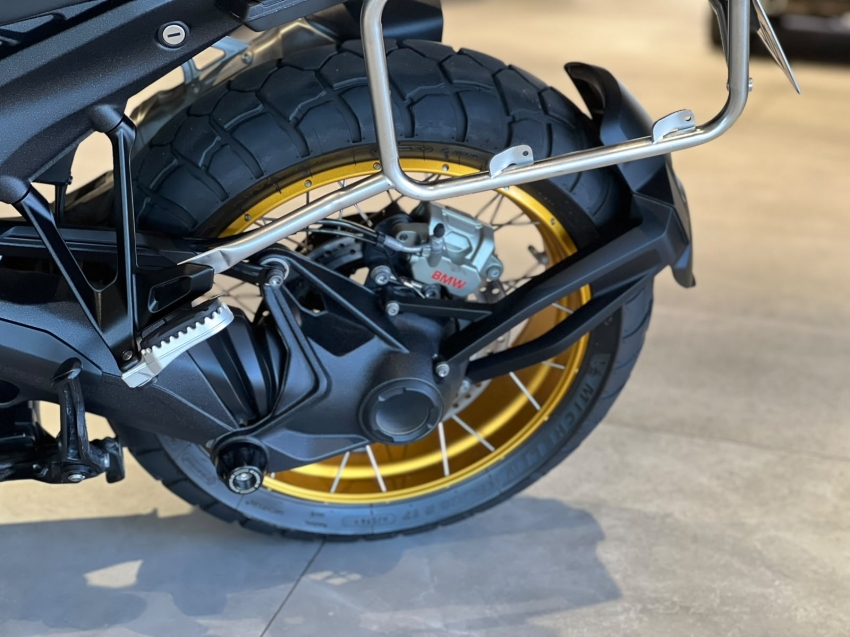 bmw r 1300 gs adventure option 719 202418