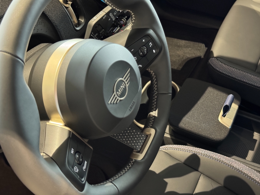 mini countryman 66,45 kw eletrico se exclusive all4 2.0 4p automatico 2025