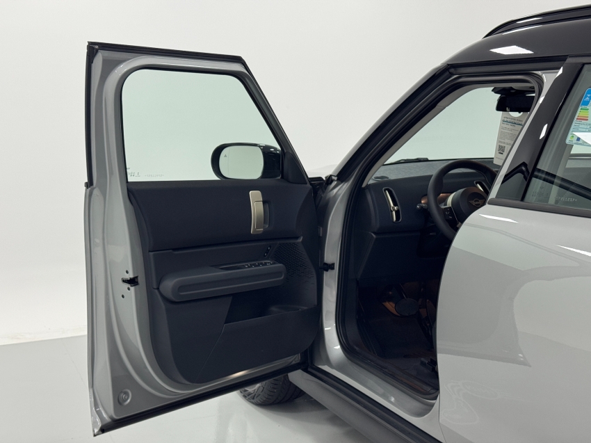 mini countryman 66,45 kw eletrico se exclusive all4 2.0 4p automatico 202511