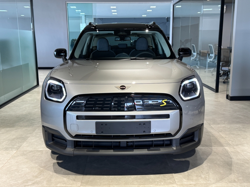 mini countryman 66,45 kw eletrico se exclusive all4 2.0 4p automatico 2025
