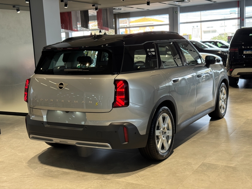 mini countryman 66,45 kw eletrico se exclusive all4 2.0 4p automatico 2025