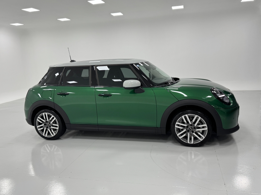 mini cooper 2.0 16v twinpower gasolina s exclusive 4p steptronic automatico 2026