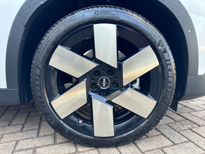 mini countryman 66,45 kw eletrico se top all4 3.0 4p automatico 2025