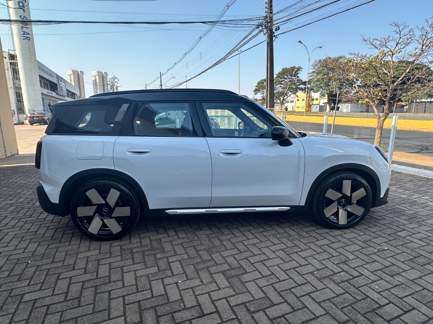 mini countryman 66,45 kw eletrico se top all4 3.0 4p automatico 2025