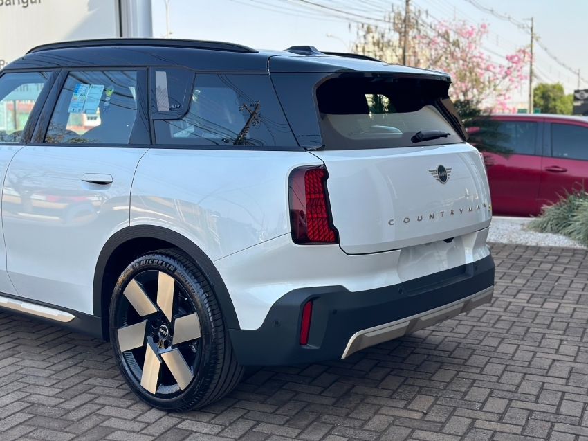 mini countryman 66,45 kw eletrico se top all4 3.0 4p automatico 2025