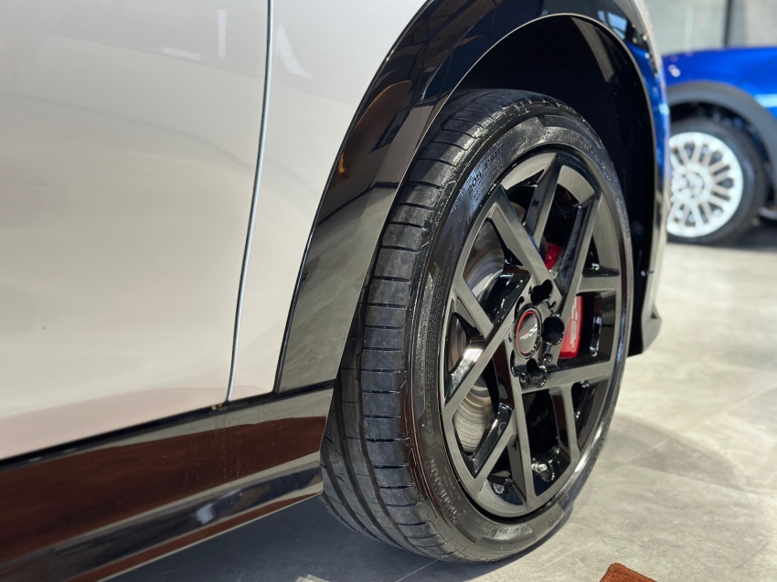 mini cooper 2.0 16v twinpower gasolina john works 2p steptronic automatico 2025