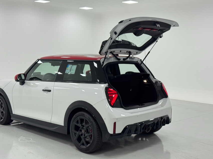 mini cooper 2.0 16v twinpower gasolina john works 2p steptronic automatico 2025