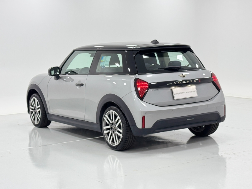 mini cooper 2.0 16v twinpower gasolina s exclusive 2p steptronic automatico 2025