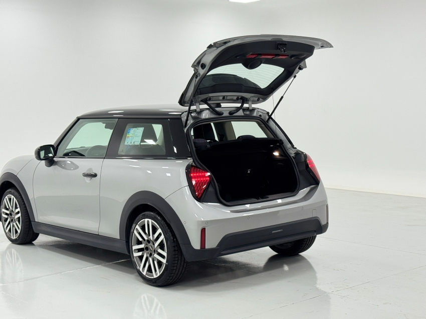 mini cooper 2.0 16v twinpower gasolina s exclusive 2p steptronic automatico 2025