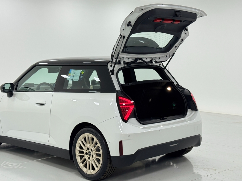 mini cooper se top 2p eletrico 2.0 4p automatico 202410