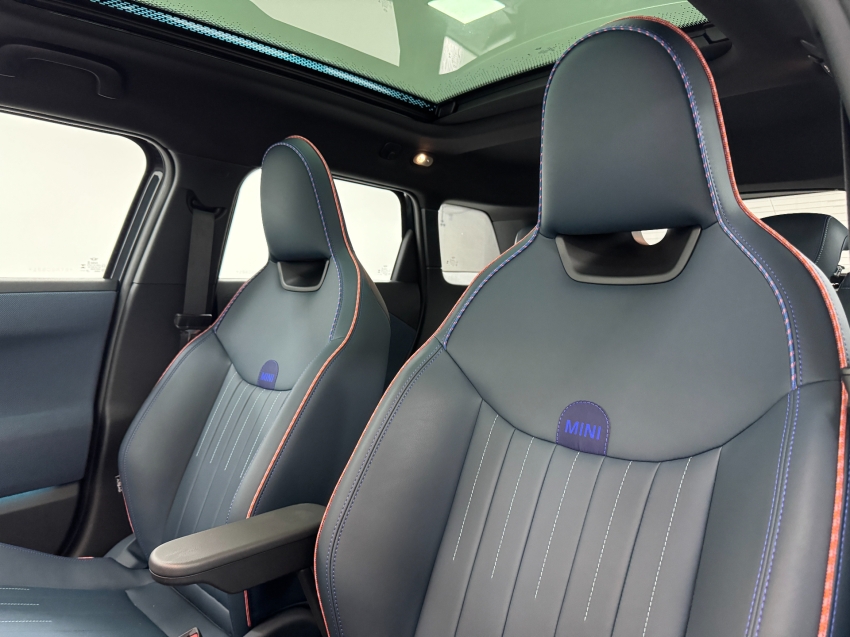 mini aceman 54,2 kw eletrico se 2.0 4p automatico 202522