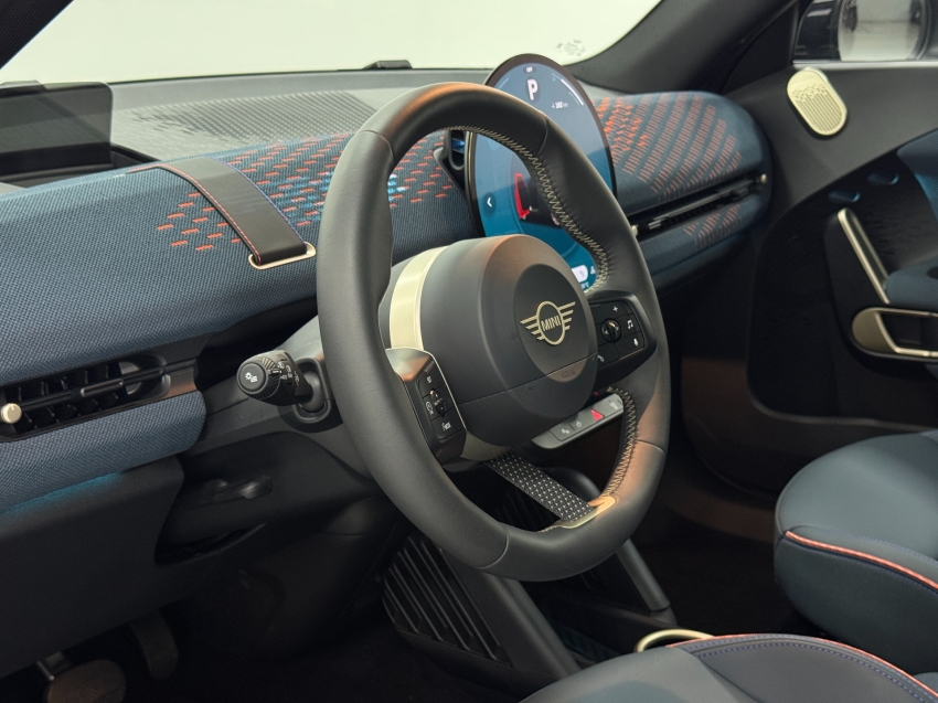 mini aceman 54,2 kw eletrico se 2.0 4p automatico 202516