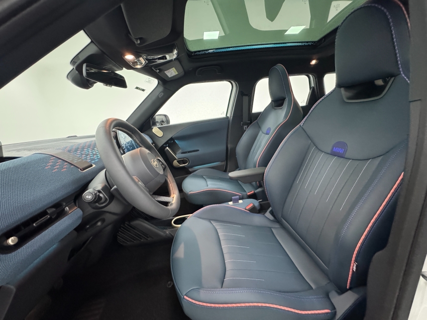 mini aceman 54,2 kw eletrico se 2.0 4p automatico 202517