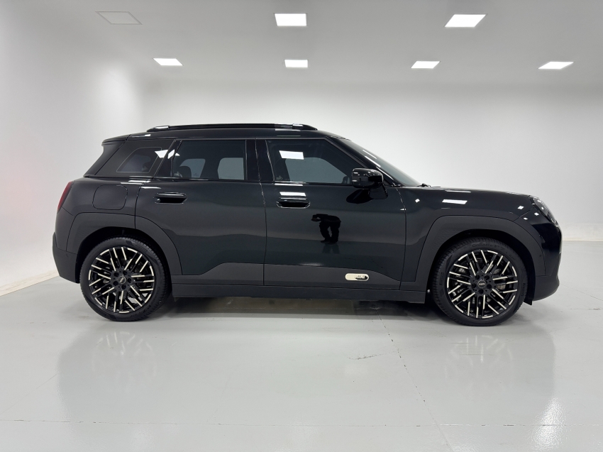 mini aceman 54,2 kw eletrico se 2.0 4p automatico 20256