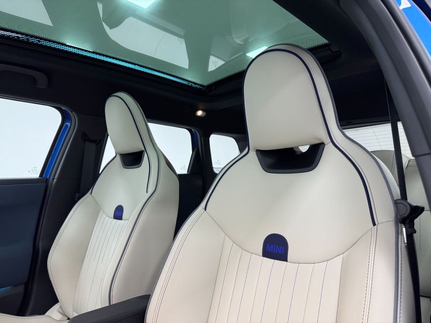 mini aceman 54,2 kw eletrico se 2.0 4p automatico 202617