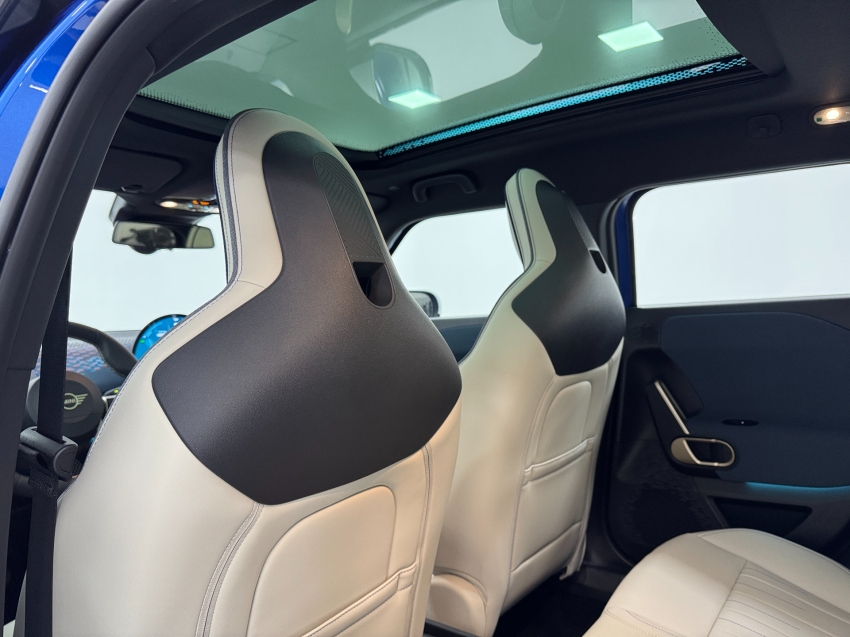 mini aceman 54,2 kw eletrico se 2.0 4p automatico 202619