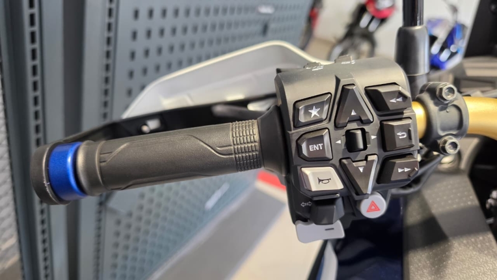 africa twin 1100l dct adv sports - 202311