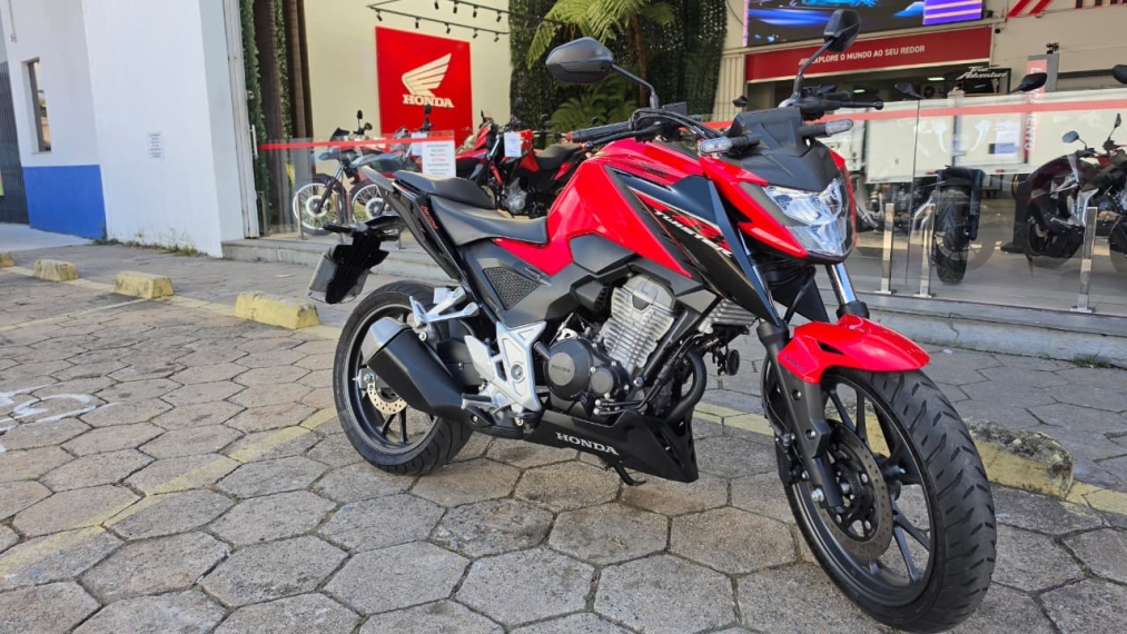 cb 300f twister abs1