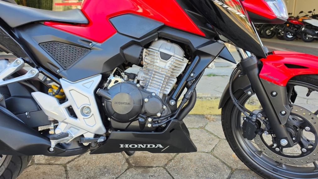 cb 300f twister abs9