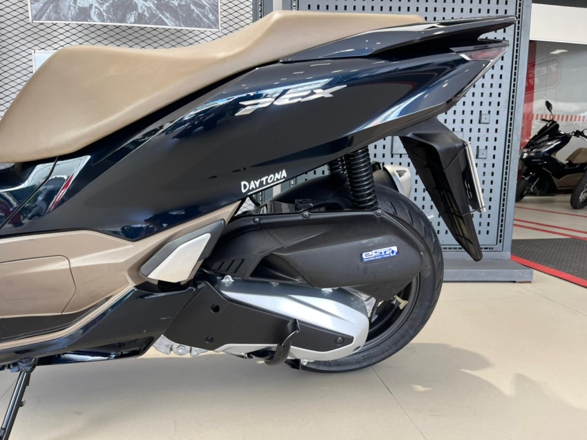 honda pcx 160 dlx 202511