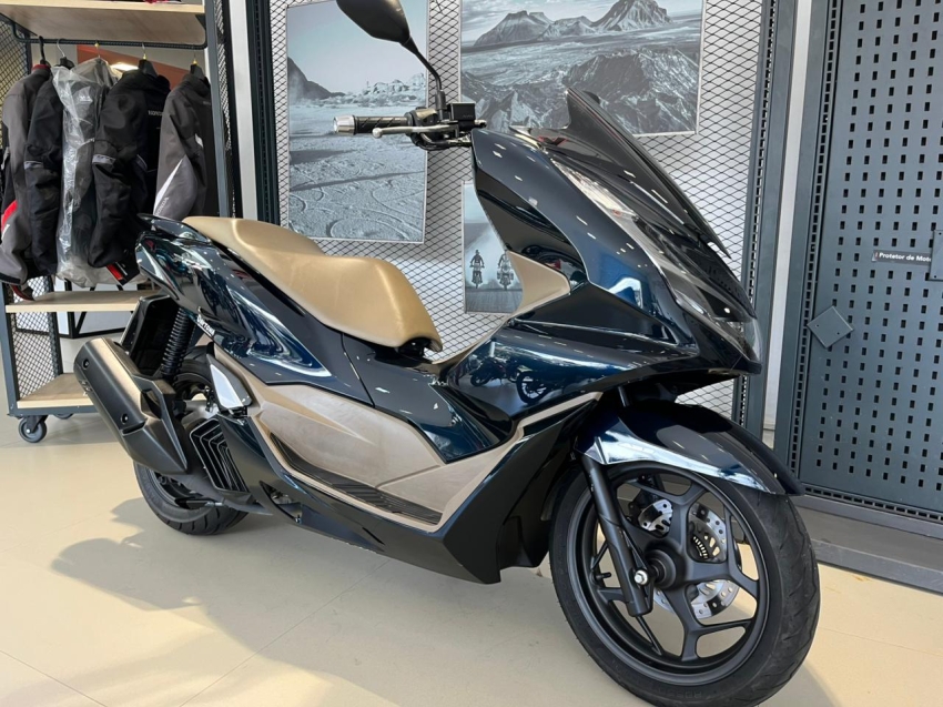 honda pcx 160 dlx 20251