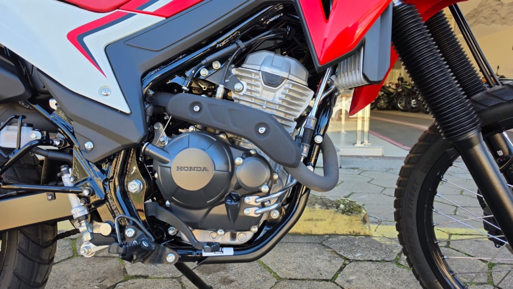honda xr300 l tornado3