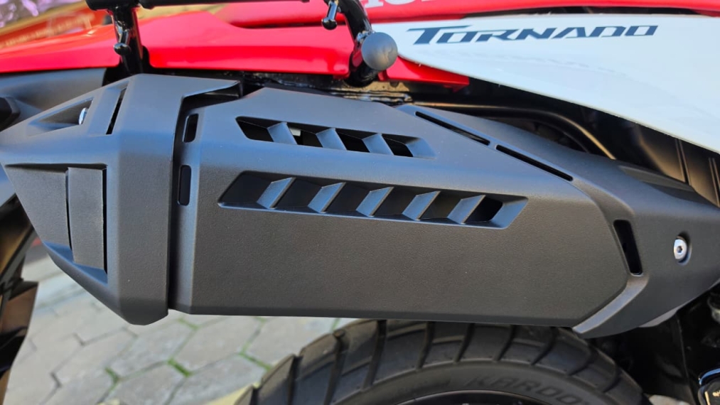 honda xr300 l tornado10