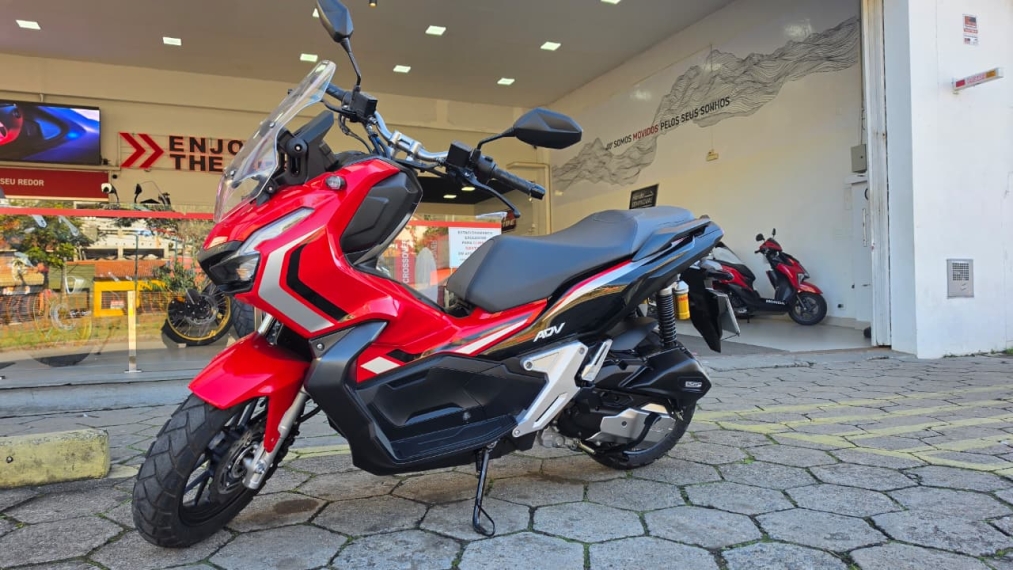 honda adv - 150cc10