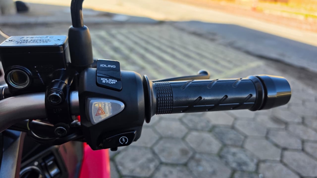 honda adv - 150cc4