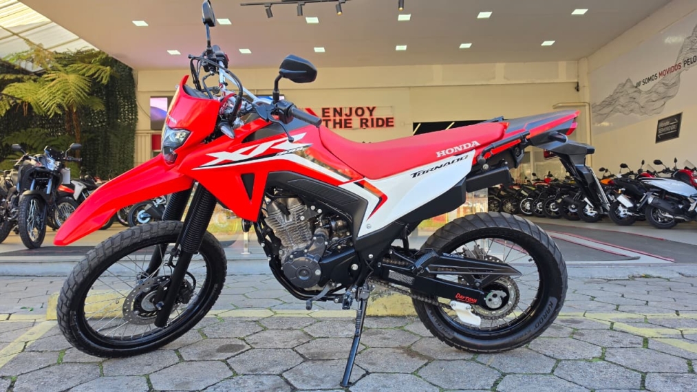 xr 300l tornado - vermelho4