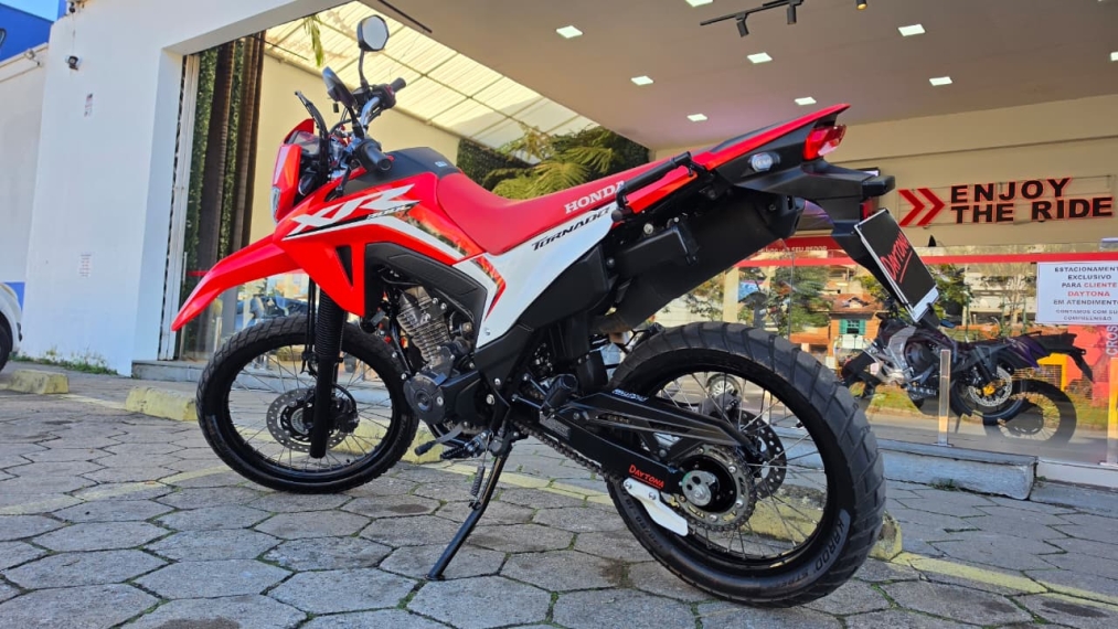 xr 300l tornado - vermelho1