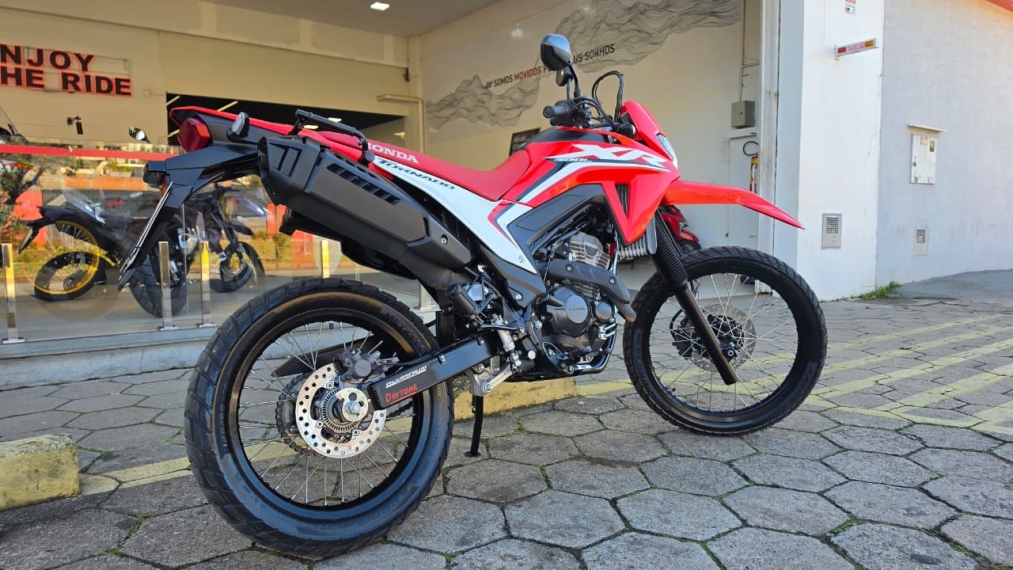 xr 300l tornado - vermelho13