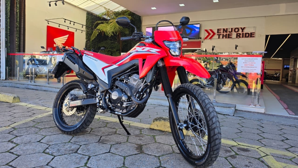 xr 300l tornado - vermelho12