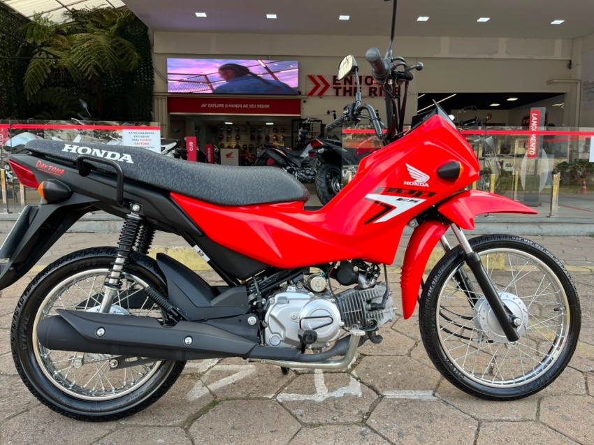 pop 110 / 2026 8.305 km0