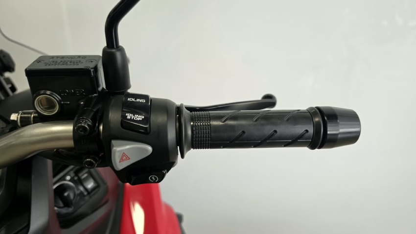 HONDA/ADV 1506