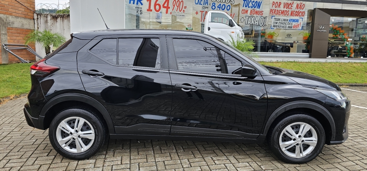 nissan kicks 1.6 16v flexstart active xtronic 2023