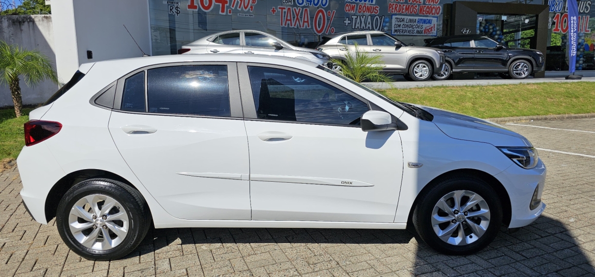 chevrolet onix 1.0 flex lt manual 2023