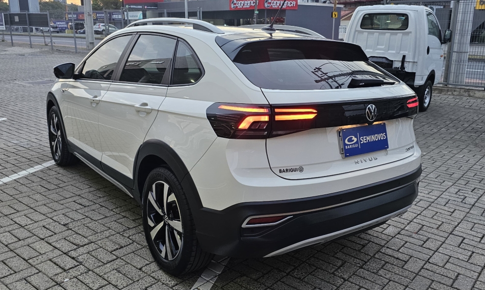 volkswagen nivus 1.0 200 tsi total flex highline automatico 4p 2024