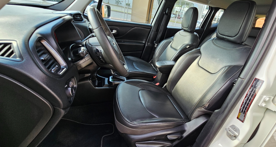 jeep renegade 1.3 t270 turbo flex longitude at6 4p automatico 2023