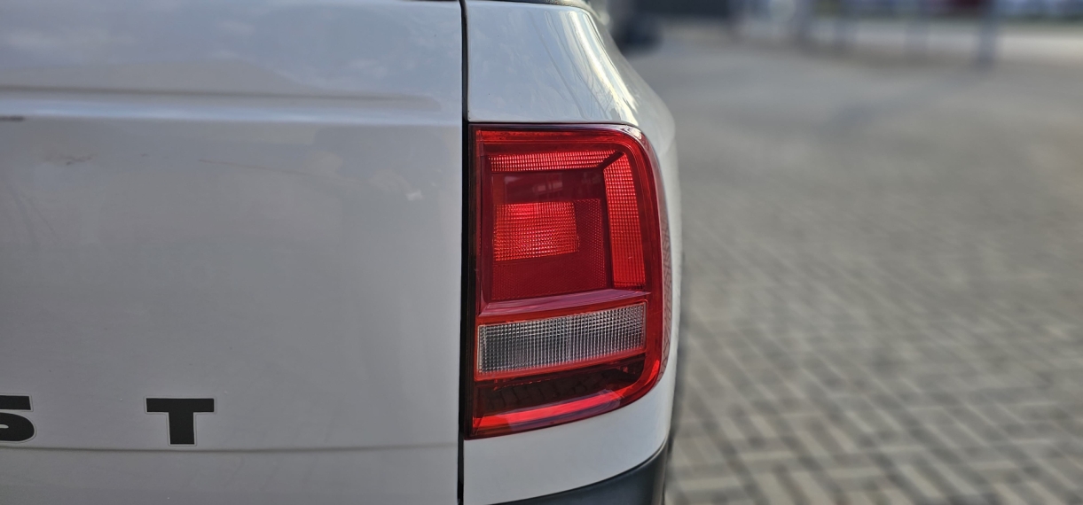 volkswagen saveiro 1.6 msi robust cs 8v flex 2p manual 4p 2021