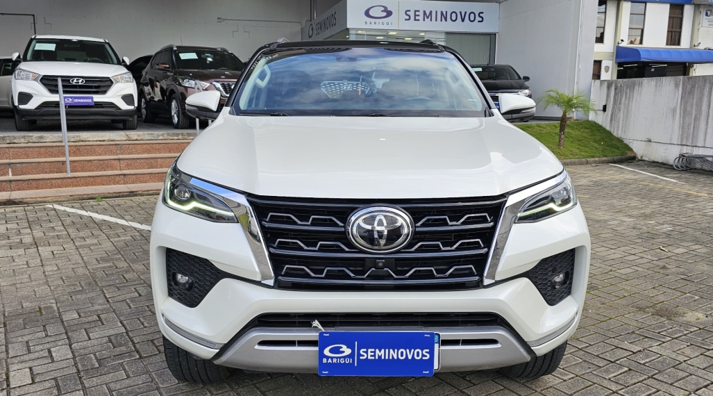 toyota hilux sw4 2.8 d-4d turbo diesel srx 4x4 automatico 1.0 4p 2022