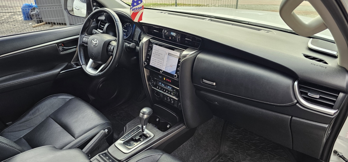 toyota hilux sw4 2.8 d-4d turbo diesel srx 4x4 automatico 1.0 4p 2022