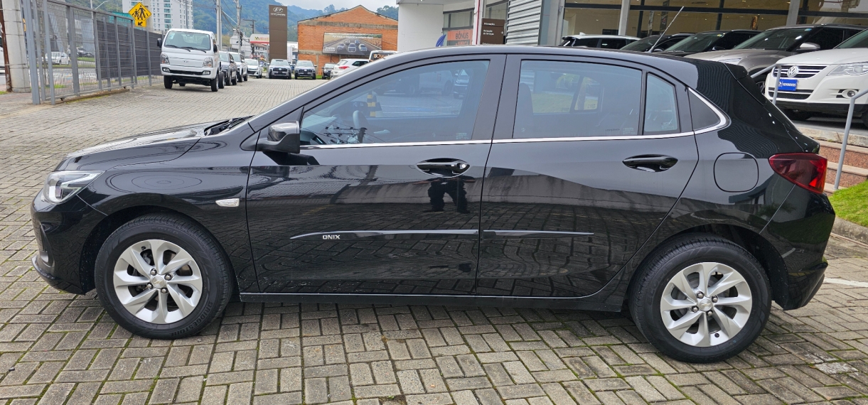 chevrolet onix 1.0 flex lt manual 4p 2023